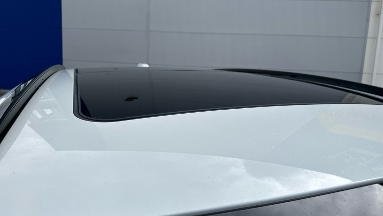 BMW 2 Series 220i MHT M Sport 5dr DCT [Tech Plus Pack] Petrol Hatchback